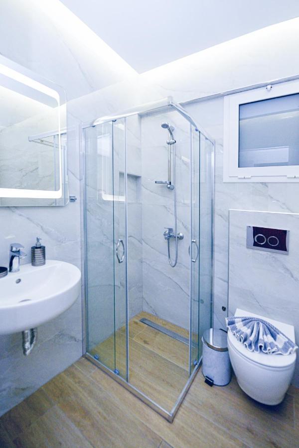 Astoria Studio Ii, Rhodes City Center - Brand New Bathroom Екстериор снимка